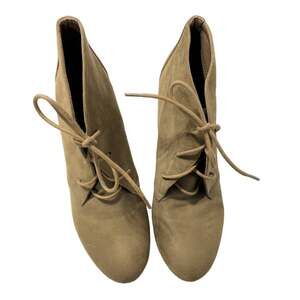 Ladies Y Not Lace Up Ankle Boots Tan Size 6 Faux Suede